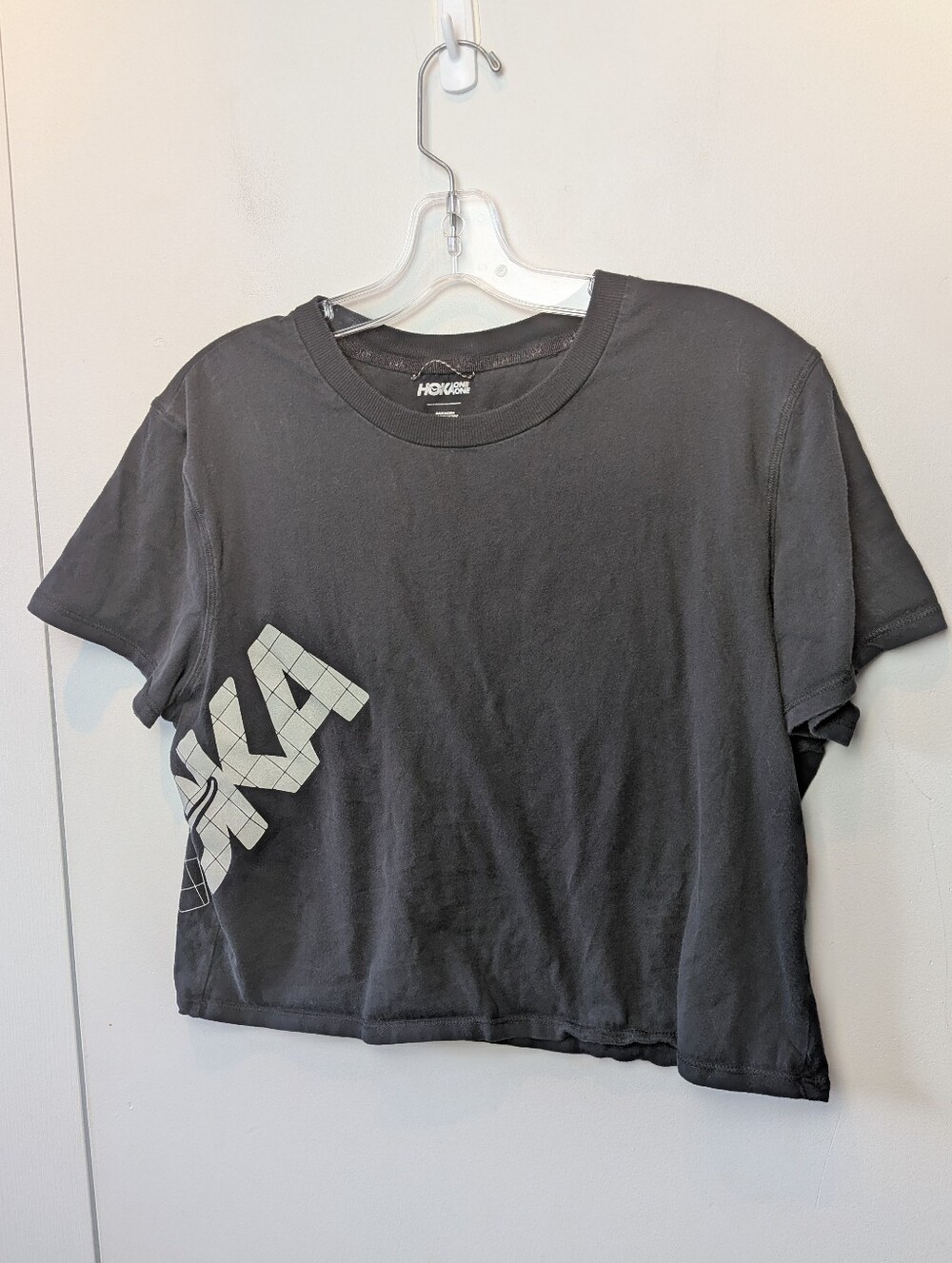 HOKA Crop Tee Shirt Women Black Size Medium 100% Cotton Running Outdoor Active